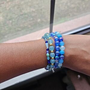 Blue Friendship Bracelets Movement
